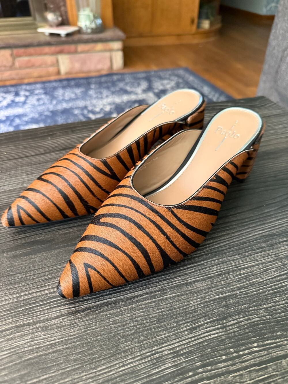 Linea Paolo Zadie II Genuine Calf Hair Mules Sz. 8.5
